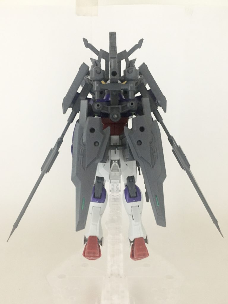 防御形態、背面。