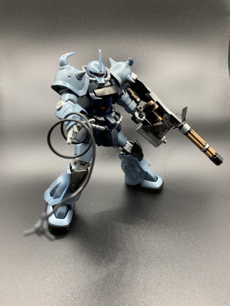 個人的な思い出としてZとZZで小学生の時にガンダムハマってガンプラ作ってたんですが、中学以降ガンプラ離れを起こしてしまった僕を大学生の時に再びカムバックするキッカケになったのが08小隊でした。