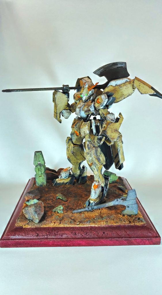 ジオラマには倒したグレイズの破片たちも設置。