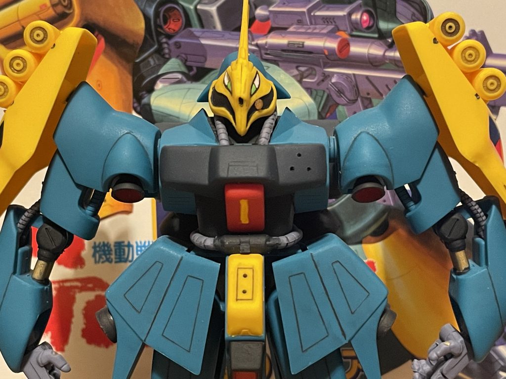 1988年のキットで、シンプルですが感慨深いものを感じました❗️シンプルなんだけど、難易度が高い。そりゃ、叩き上げのおっさんモデラー達は匠なわけですね😄ガンプラの歴史を教えてもらえた様で、楽しかったです❗️