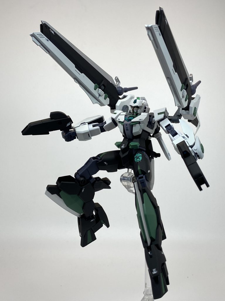 バインダーはキャノンやウイングなど様々な形態に変形可能。