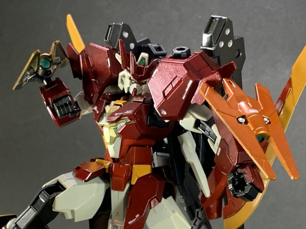 必殺技はセンサービットを用いたストライクレーザークロー!!精密機器の塊であるセンサービットで殴りつけるので、これをやると整備士にめちゃくちゃブチギレられる。