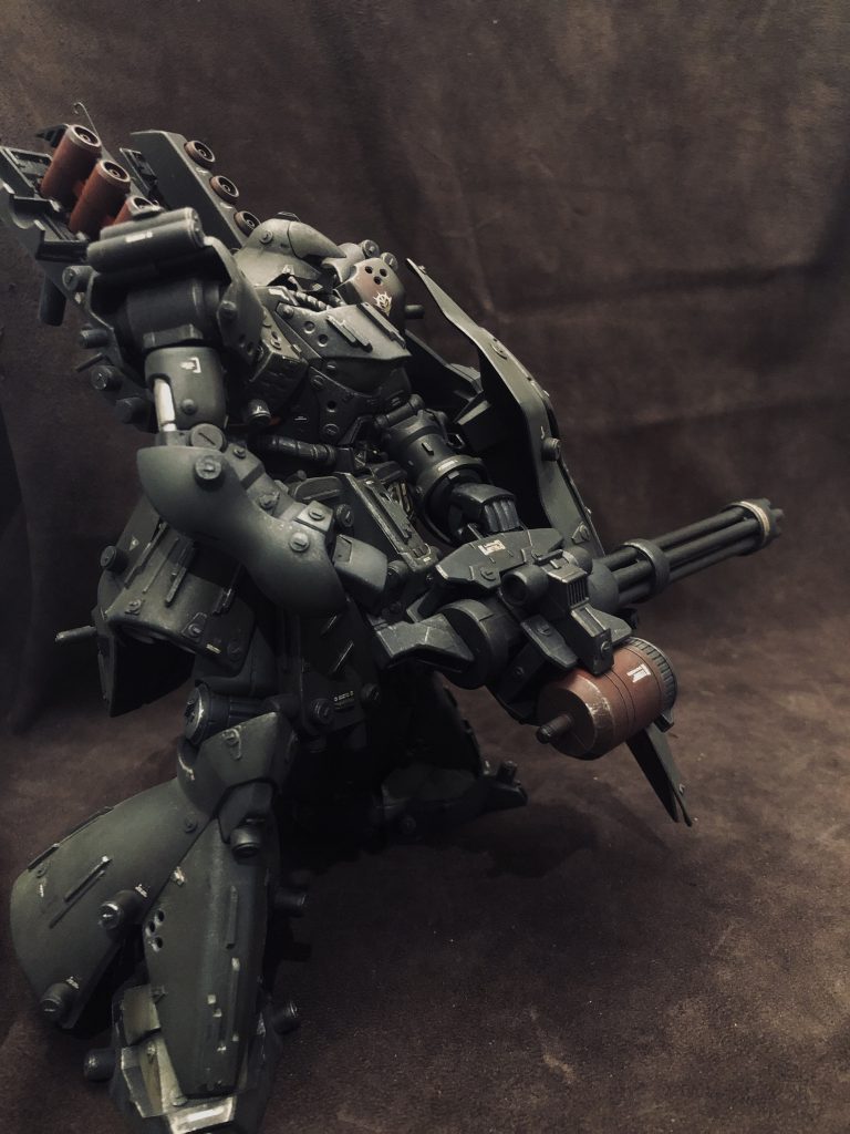 Sazabi–2枚目/制作者：mammon