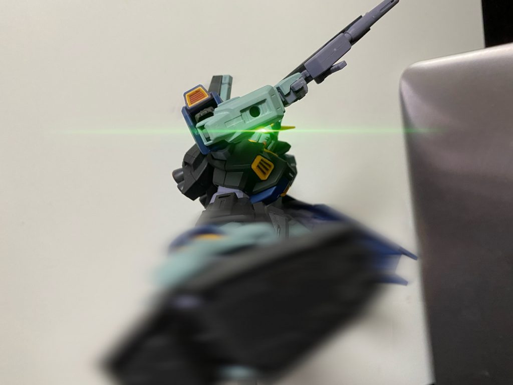 劇場版Zの蹴りは印象強くて好きです。ポーズ違うんですけど、加工してそれっぽく。