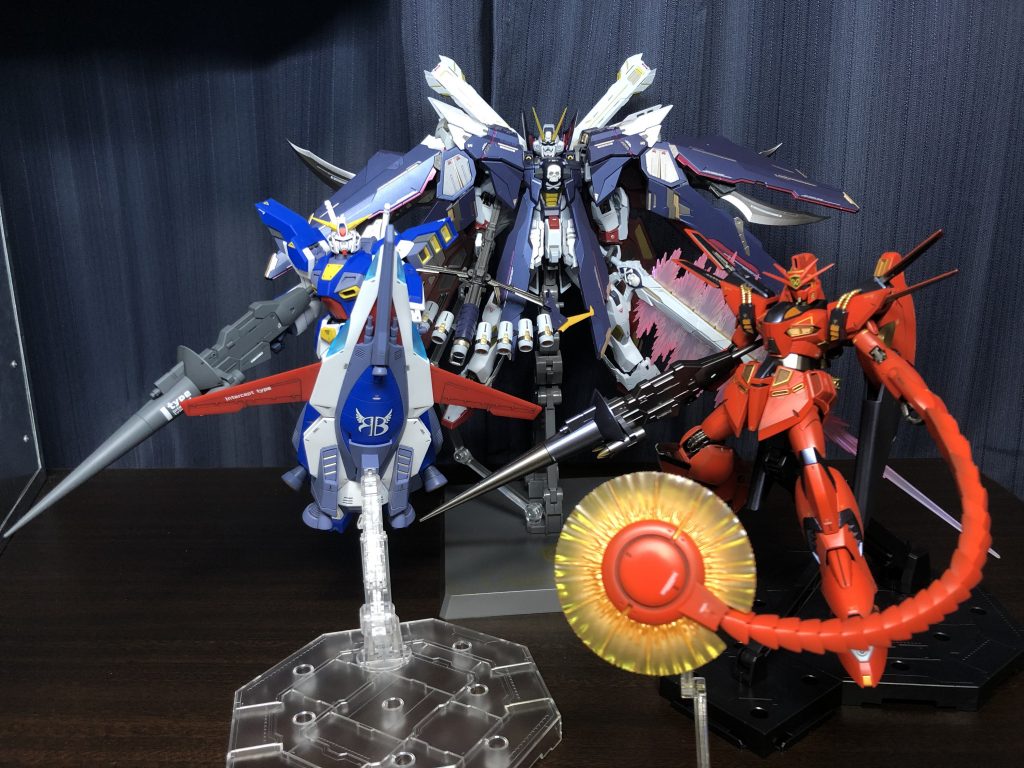 メタルビルドのフルクロス、MGのF90I木星決戦仕様と並べて!青いF91もいつか作ろう…