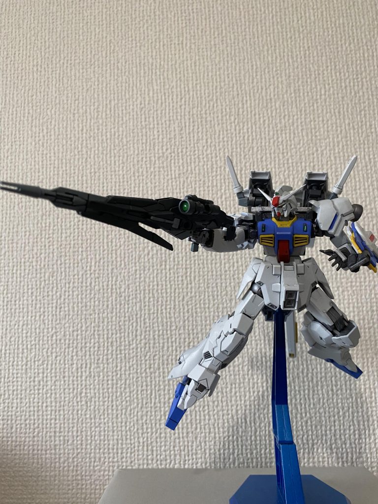 武装はロングライフルに変わり、大型の高照準スコープを取り付ける事で射撃の精密度が上げる事に成功した。(と言う設定)