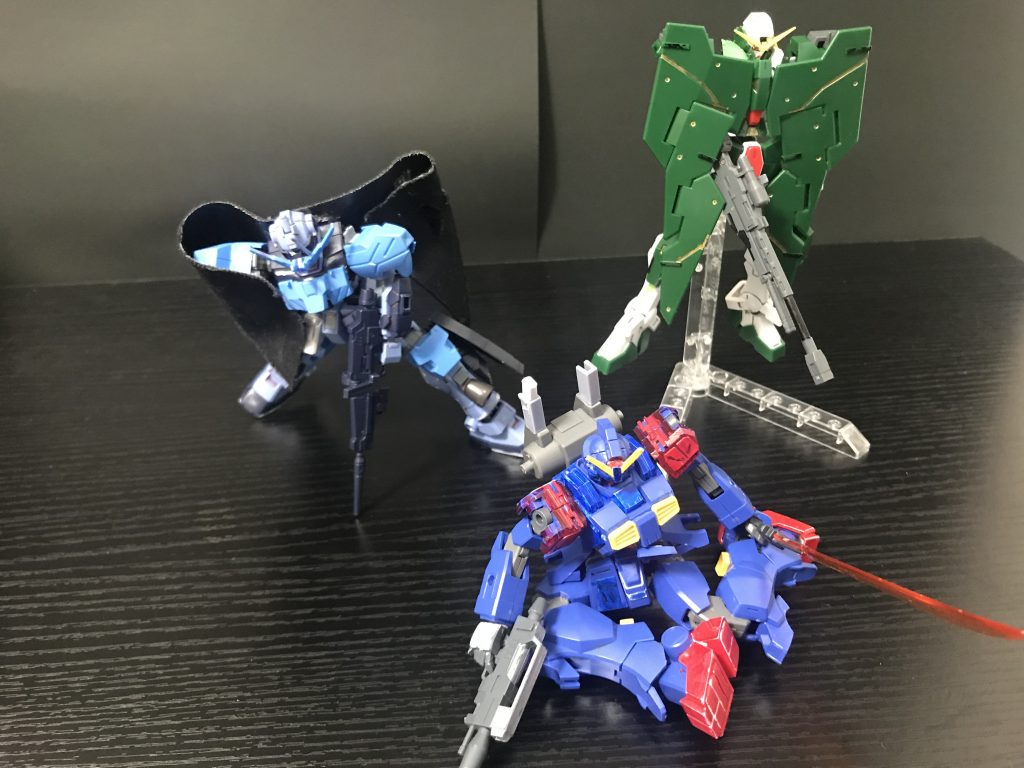 ペイルライダー「階段じゃねえか!」ストカス「でも近道だったみたい…」デュナメス「爆発まで…もうすぐ?」