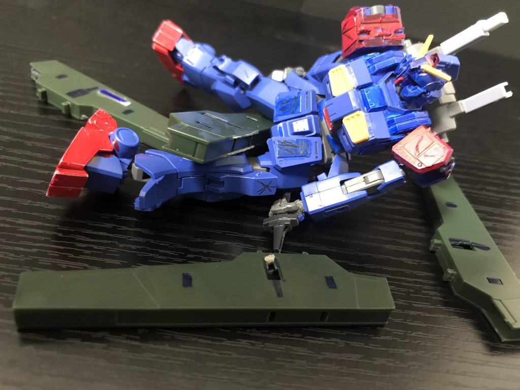 ストカスストカス「ここは?あ!そっか...ペイルライダーは助けに行かないと!ん?」ガサストカス「なに!」???「エヘヘ驚かせちゃった?」