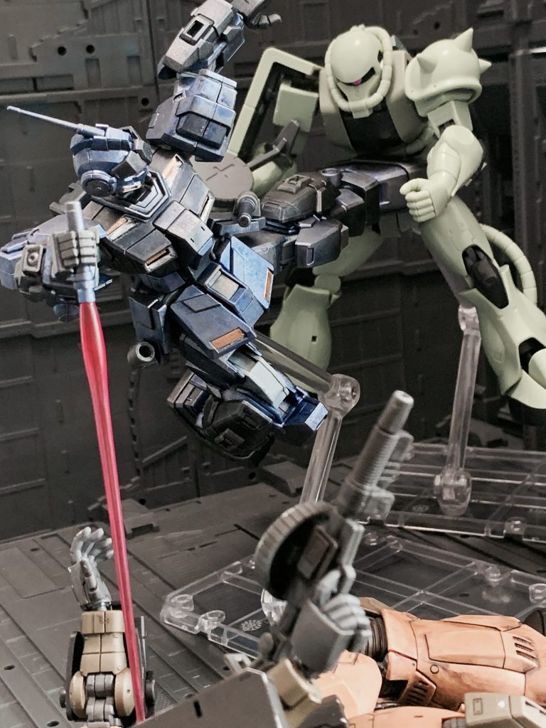 基地強襲。「トドメ刺すとこなんだよ、邪魔するな！」