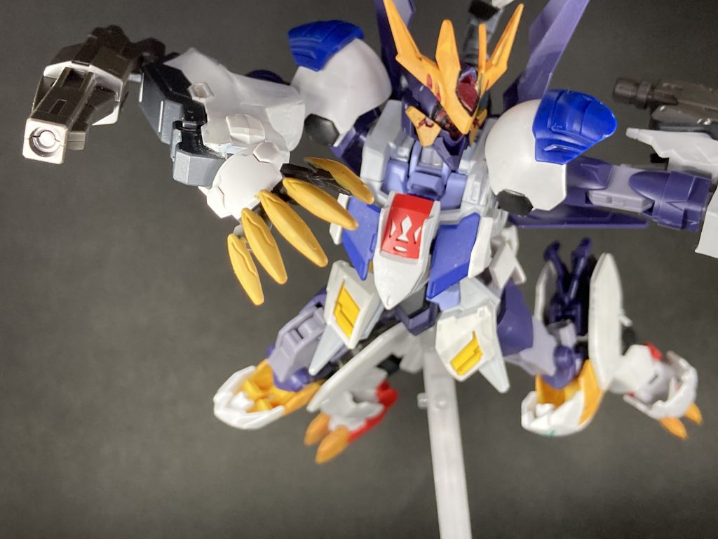 以上バルバトスアーマーでした。塗装も拙いところがありますが個人的には纏まってくれたかなと思っています。