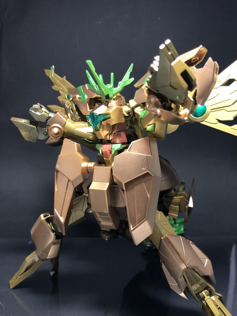 まぁ流石になんもないのはあれなんで出来る範囲でパッケージっぽいポージングをかっこいいはかっこいいんですけど画像はイメージですって感じですね……大張さんのパケ絵が完璧過ぎるのがもう……