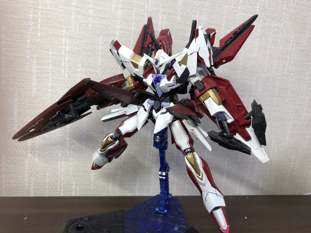 リボガンモチーフではありますが、ツインドライブにするついでにアイズガンダムのバインダーもぶち込みました！！似合っているのでヨシっ！！！👈😺⛑