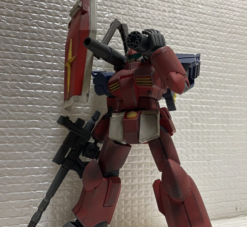 右の砲台はガトリング砲に変えました