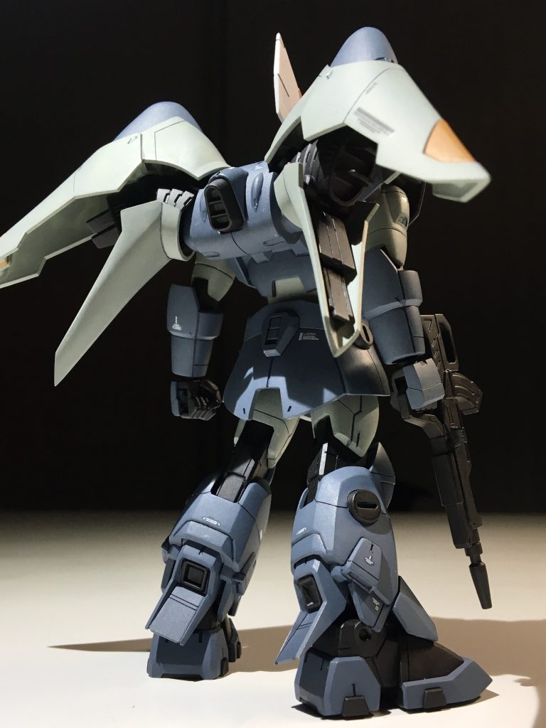 ウイングバインダーも若干後ろに引けるように加工してます