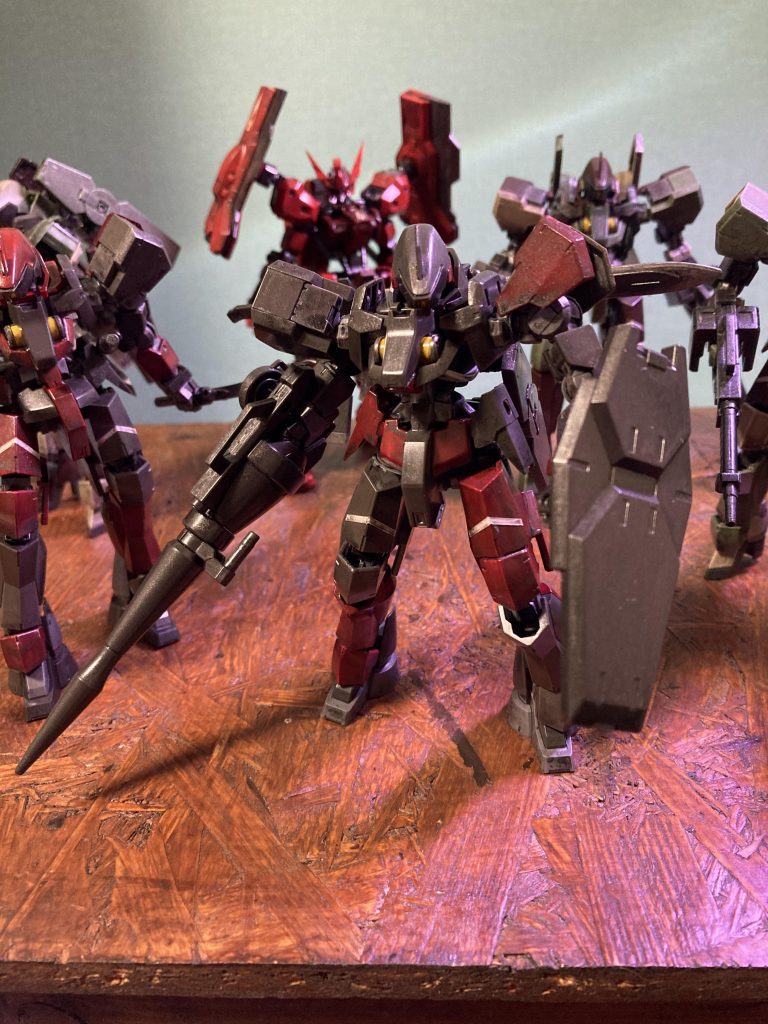 グレイズその2、突撃タイプ。