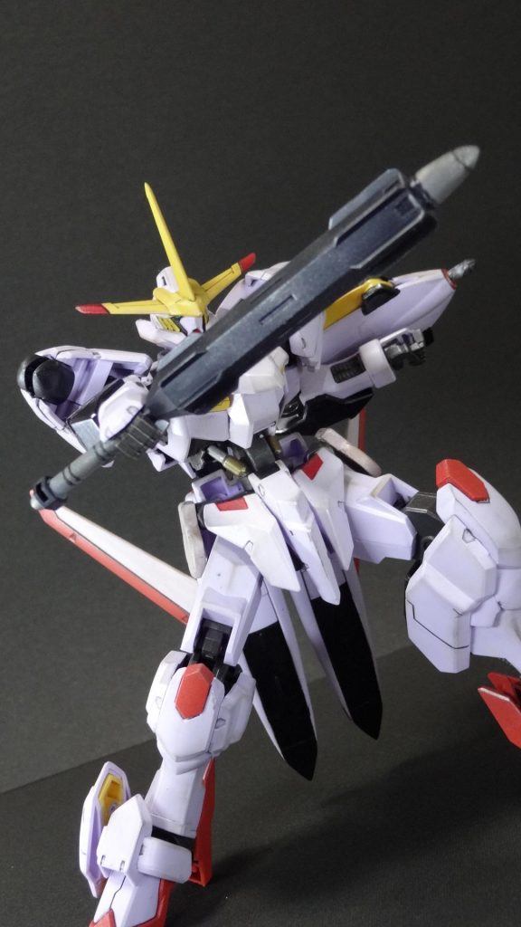 ガンダム端白星–2枚目/制作者：メカの種