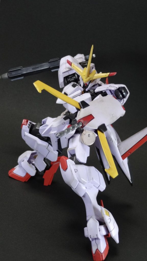 ガンダム端白星–3枚目/制作者：メカの種