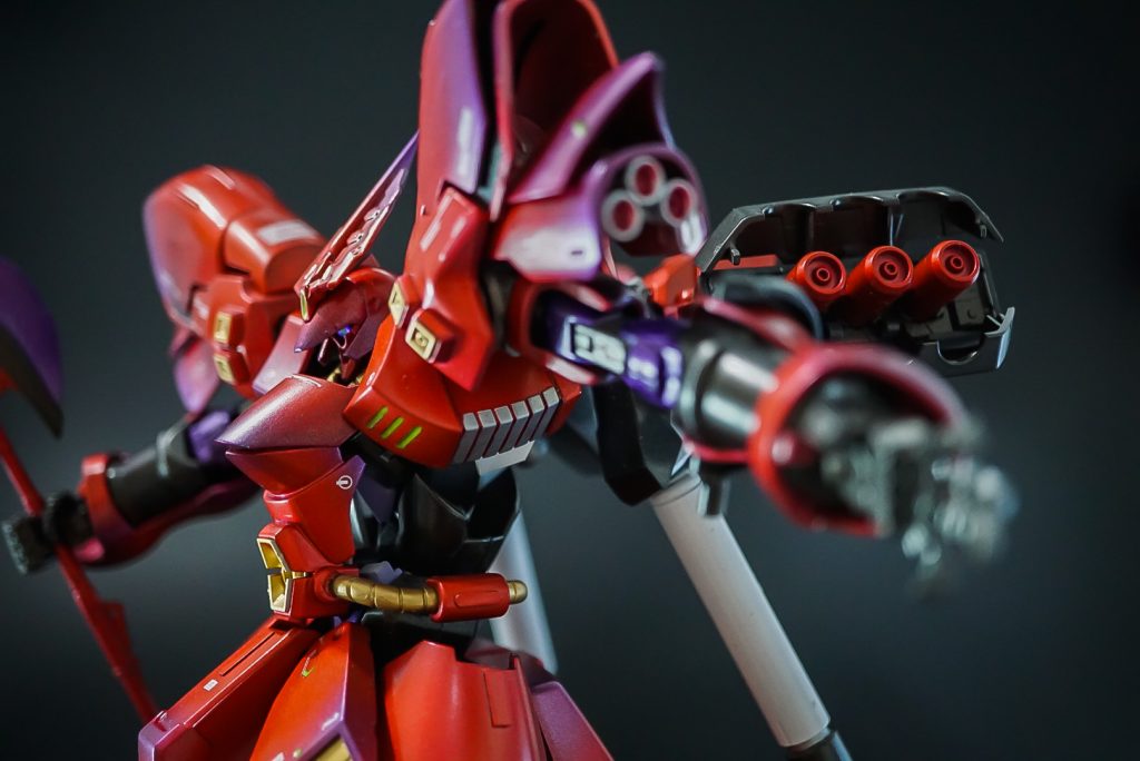 ファンネルはグリグリ動かせはしますが基本横向きに射出する形にしました