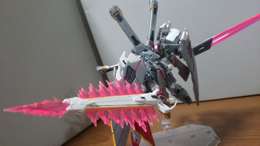 クジャクのエフェクトは以前に改造したムラマサ・ブラスター用のエフェクトを取り付けたっス