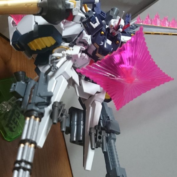 クロスボーン・ガンダムX1C +アサルトブーツ