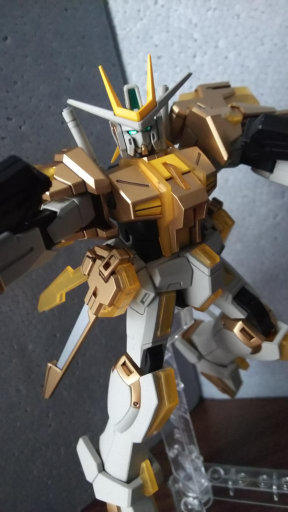 HG エクストリームガンダム–4枚目/制作者：たつまろ