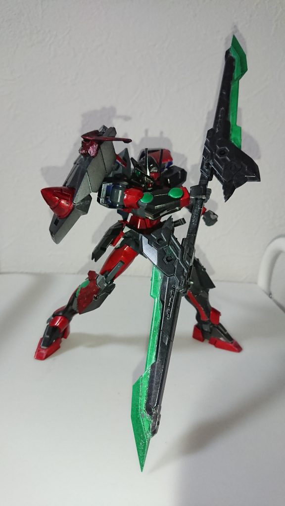 ベースはダブルオーガンダムでそこに30MMスピナティオ戦国仕様とエグゼニスウイングを使用して組み立ててみました!