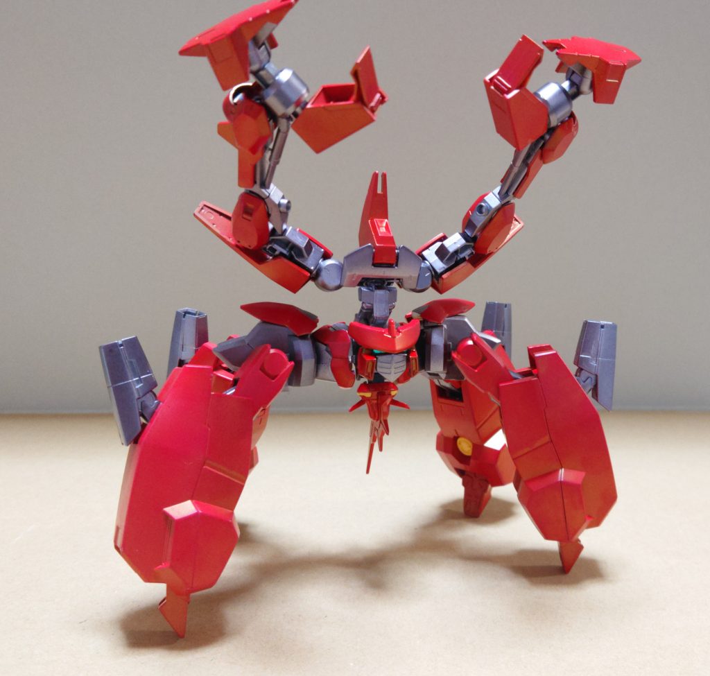 上下反転変形でクリーチャーモードに。