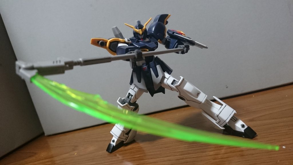 ・ビームサイズエフェクトはラヴファントムの流用などはなく、新規パーツっス