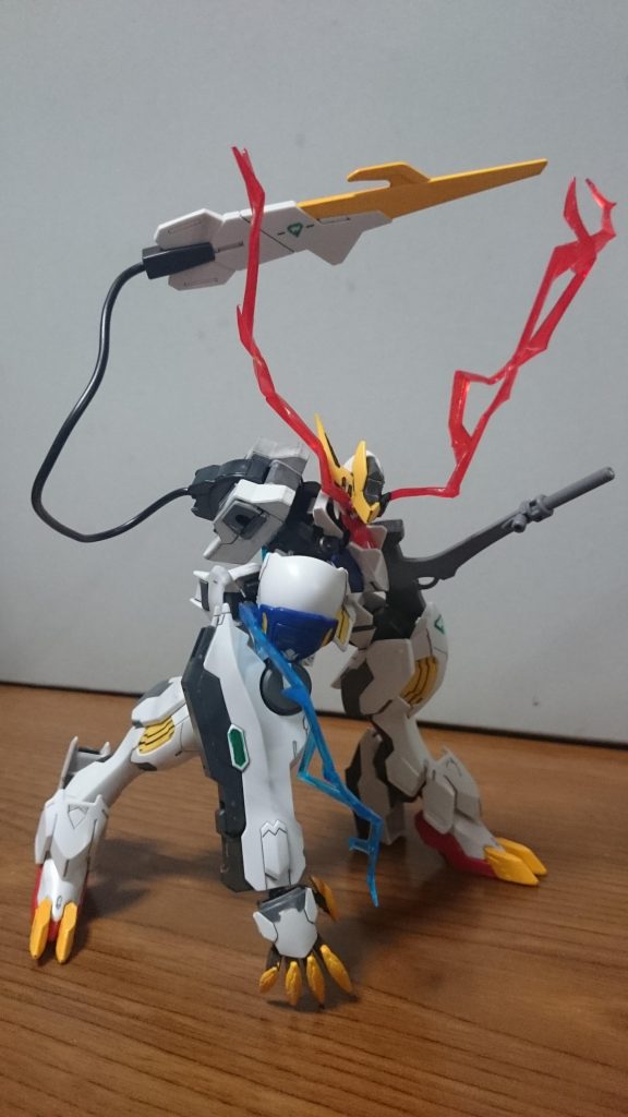 グレイズの斧とスパークエフェクトを追加して