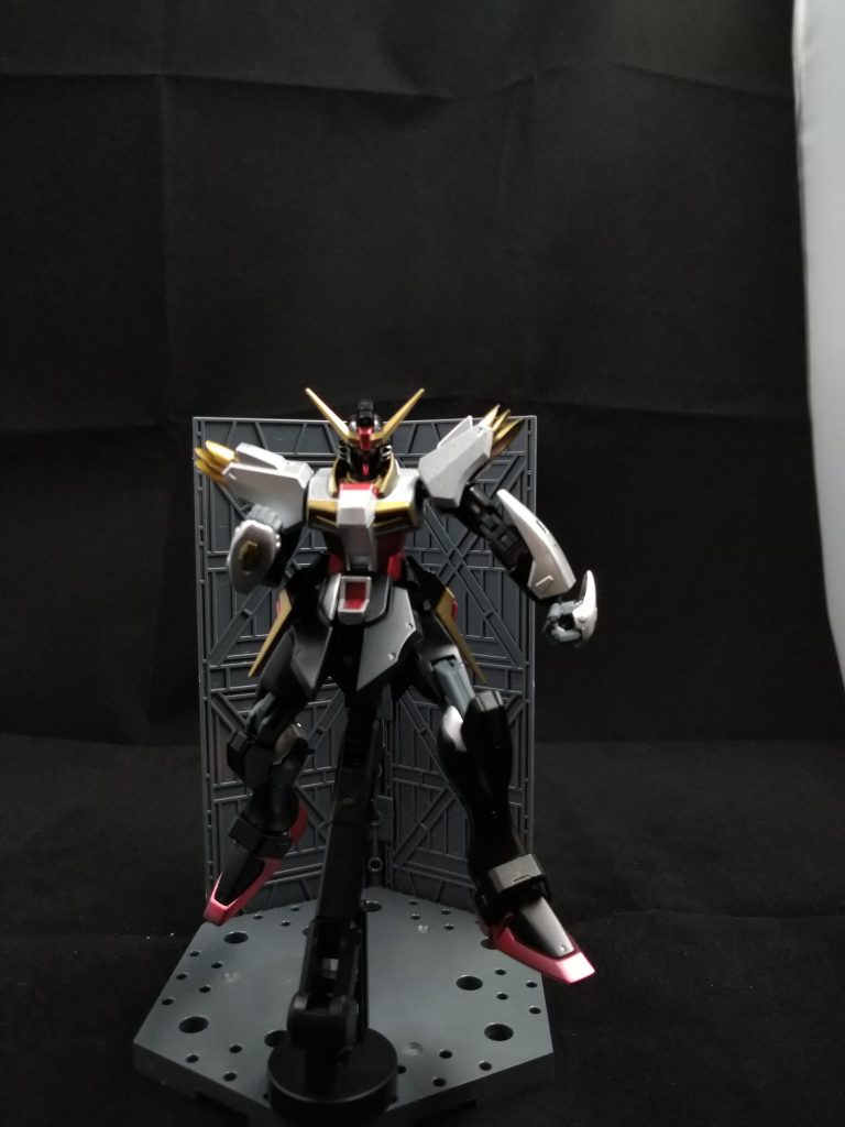 塗装済の段階ですね。ここから追加武装をどうするか考えました。バックパックは元々決まってたりしてます。
