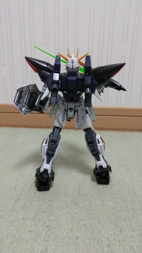 後ろはこんな感じです。ハイパージャマーとミラージュコロイドで完全に姿を消し、奇襲を仕掛ける仕様。