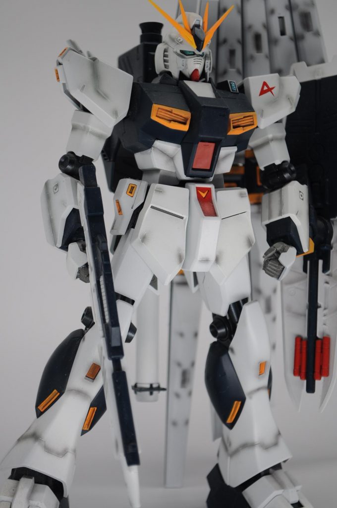 MG RX-93 νガンダム–2枚目/制作者：ディグ