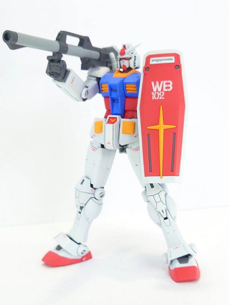 バズーカをマークⅡから流用。このスタイルなら細身のバズーカの方が良いだろうと思ったので。