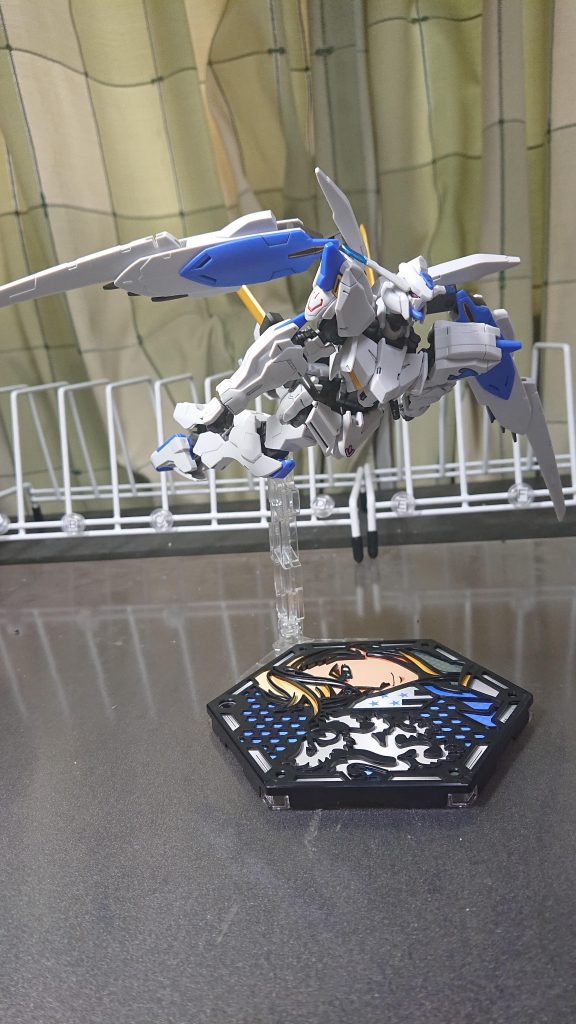 #16 HGガンダムバエル–3枚目/制作者：玄