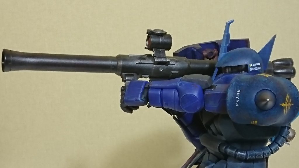 ガイア機。頭部形状は何故かＭＳ－０５。