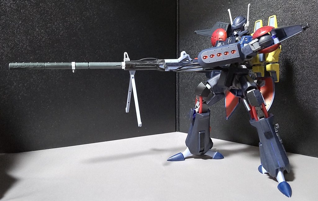 バッシュはこの兵器との相性が良く、「バスターランチャー」と言えば即座に「バッシュ」と答えるファンもいる程。昔のスパロボ(特にF)はマップ兵器としてバンバン撃ってくるので、距離や待機位置などを考えさせられました。