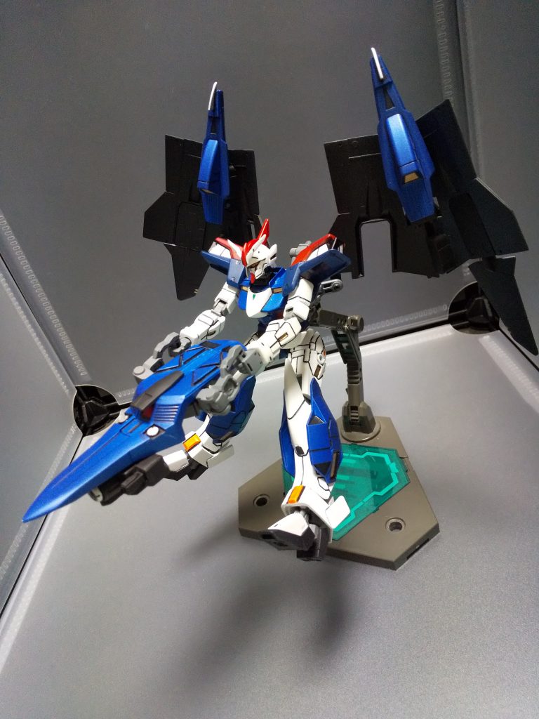 オペレーションガリアレストでジェミナスに装備されてたグリープアームズシールドを参考に、モビルスーツ形態でもバスター砲を撃てる様にしてみました