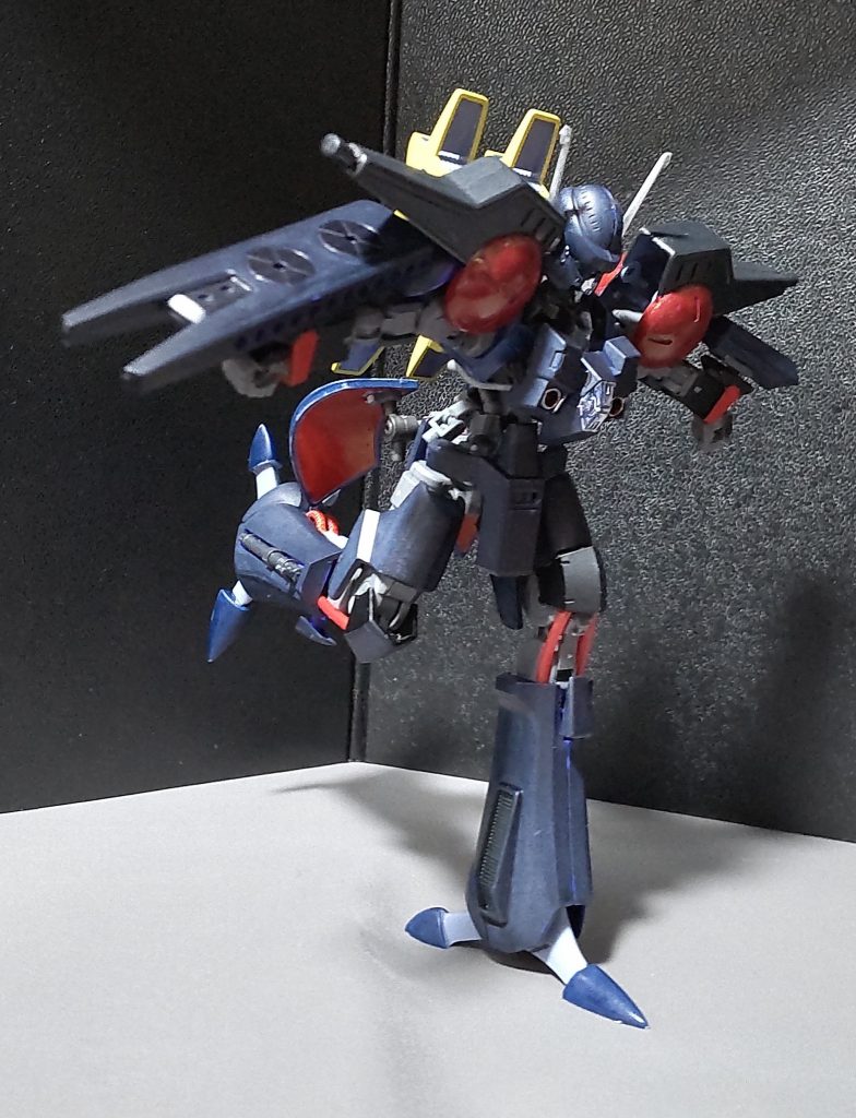 可動域はご覧の通り良好で、調整次第で片足立ちも出来ます。