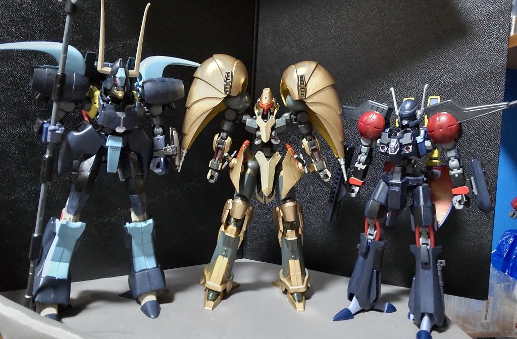 他のA級ヘビーメタルと並べてみる。ここに最後の一機であるアシュラテンプルが並べば、ポセイダル軍勢ぞろいです。・グルーンはコチラ・バッシュはコチラ