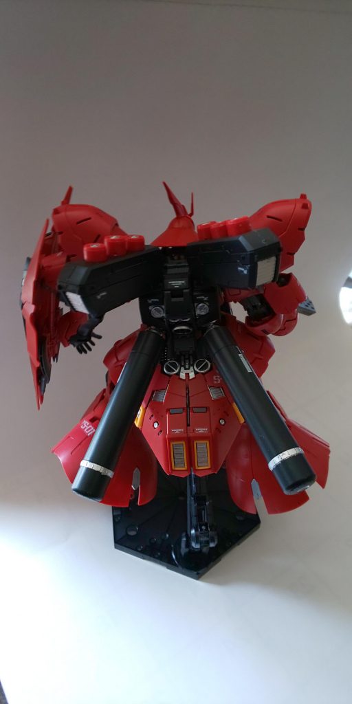 サザビー  と 月–2枚目/制作者：yuki1228