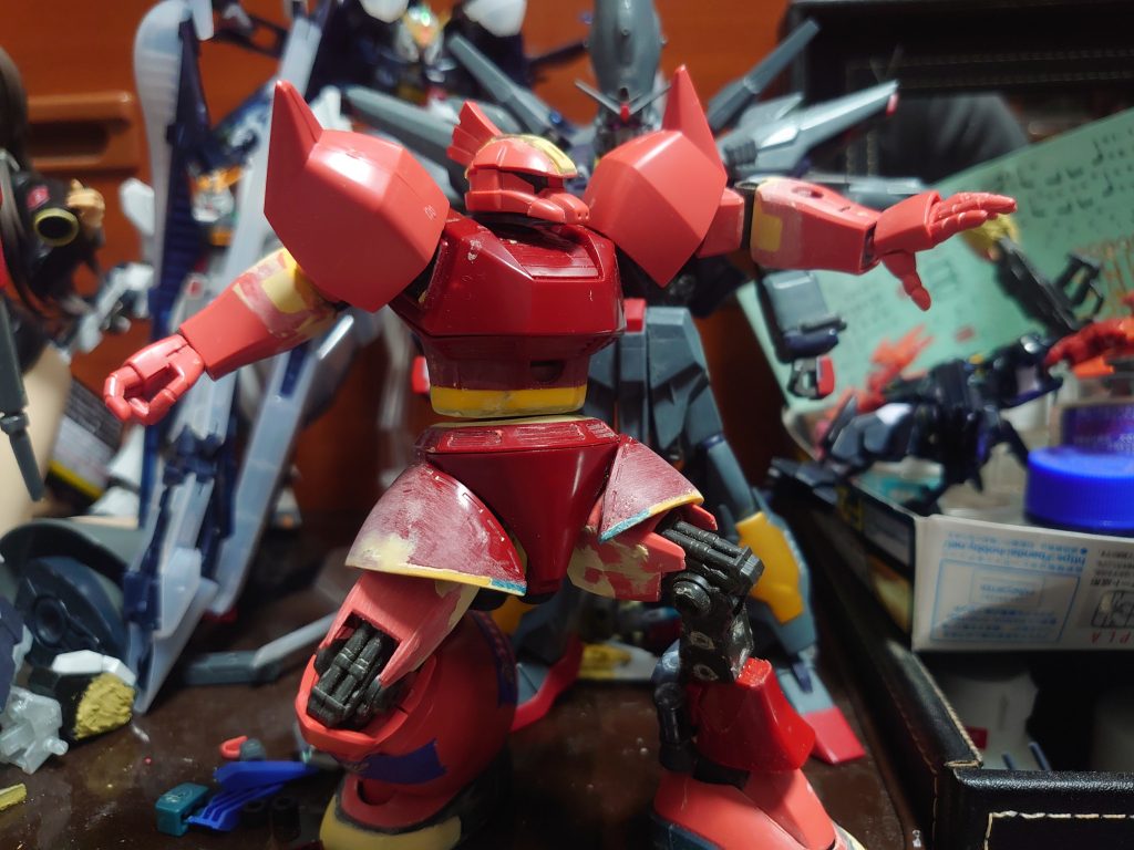 まぁνガンダム自体そこまで動かないけど、スタイルとかはハッテリ効く大きさになったかも。