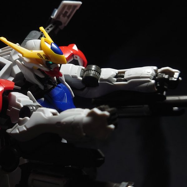 ダブルオーの方が好きだけど、鉄血も好きです。（by息子）