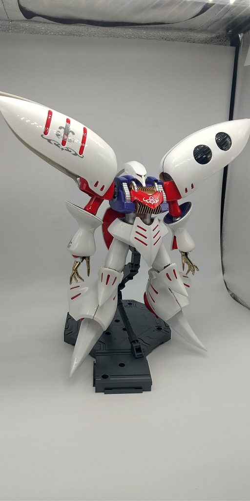 首の延長、ヒールの追加、足のシャープ化、バインダーを1.5cm上に上げています。