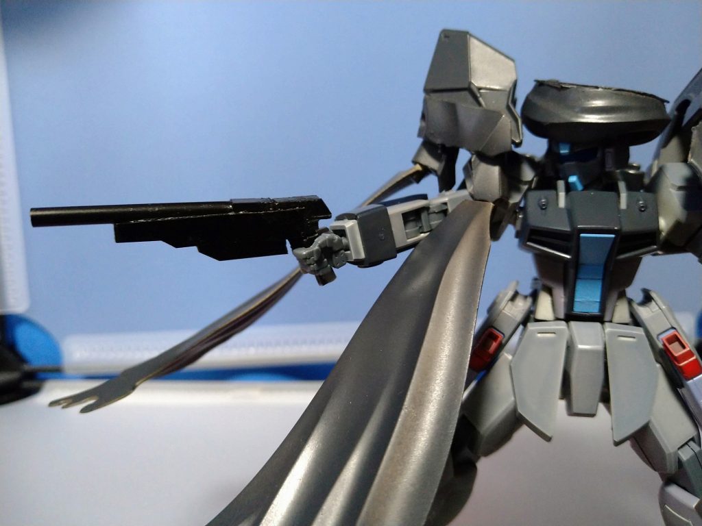 武装その1「ビームガバメント」ダガーLのビームカービンより威力が高い。