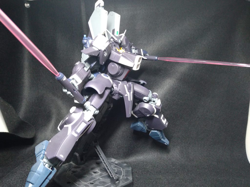 ビームサーベル装備