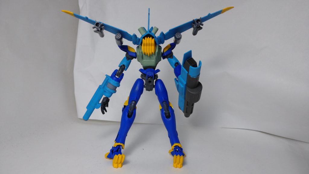 ベースは煌・ギラーガで胸部の追加装甲がダナジン。羽部分がウィンダムのジェットストライカー。右腕のスナイパーファントムはMSDヘビーガンダム。左腕のストライクファントムは鉄血武器セット2のグレネードランチャーを改造しましたダナジンの下半身?パーツは個人的にかっこいいパーツと思っていたのでいつか活躍させたいと思っていました。