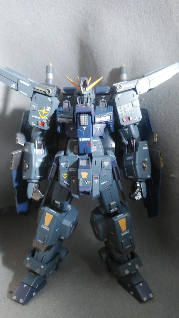 プロトタイプダブルゼータナイトロ装備(以下「プロトタイプ」)の前進にあたる先行試作機、後のプロトタイプ製造過程における検証、考証のための機体であり、プロトタイプ開発までに03まで開発されている。