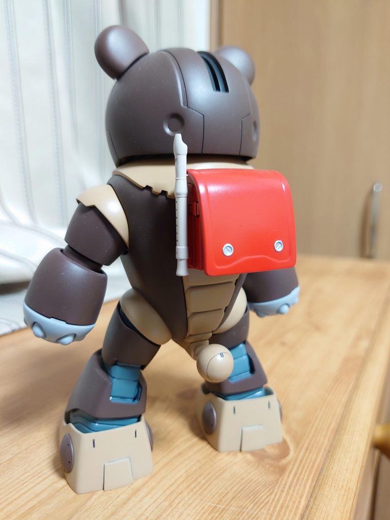 背面。ランドセルの小学生感がすごい