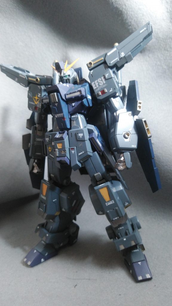 本機開発の時代背景には、サイコミュとバイオセンサーの台頭により、今までは武装または、一部の機能に限定的に使用していたシステムを機体そのものに組み込み操作が可能であるかの検証に着手した。ムーバブルフレームによる可変が可能な柔軟な可動に、機体に本システムに組み込むことで、分離合体をオートに可能にするとともに、独立での運用も構想された、しかし、上記のシステムはパイロットに依存することが多く、安定稼動には至らなかった。この辺りの改善が、後のプロトタイプで検証が続けられている。後の、ダブルゼータでは、それぞれの機体にパイロットが乗り込み運用する形となっている。