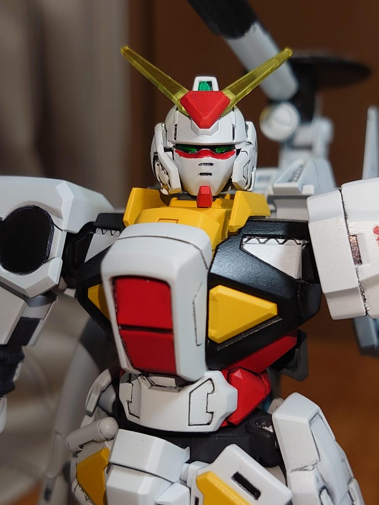 アップ。右頬のビギニングJのパーツは無改造で取り付けできなかったので、そこだけ手間がかかってますが他は無改造。